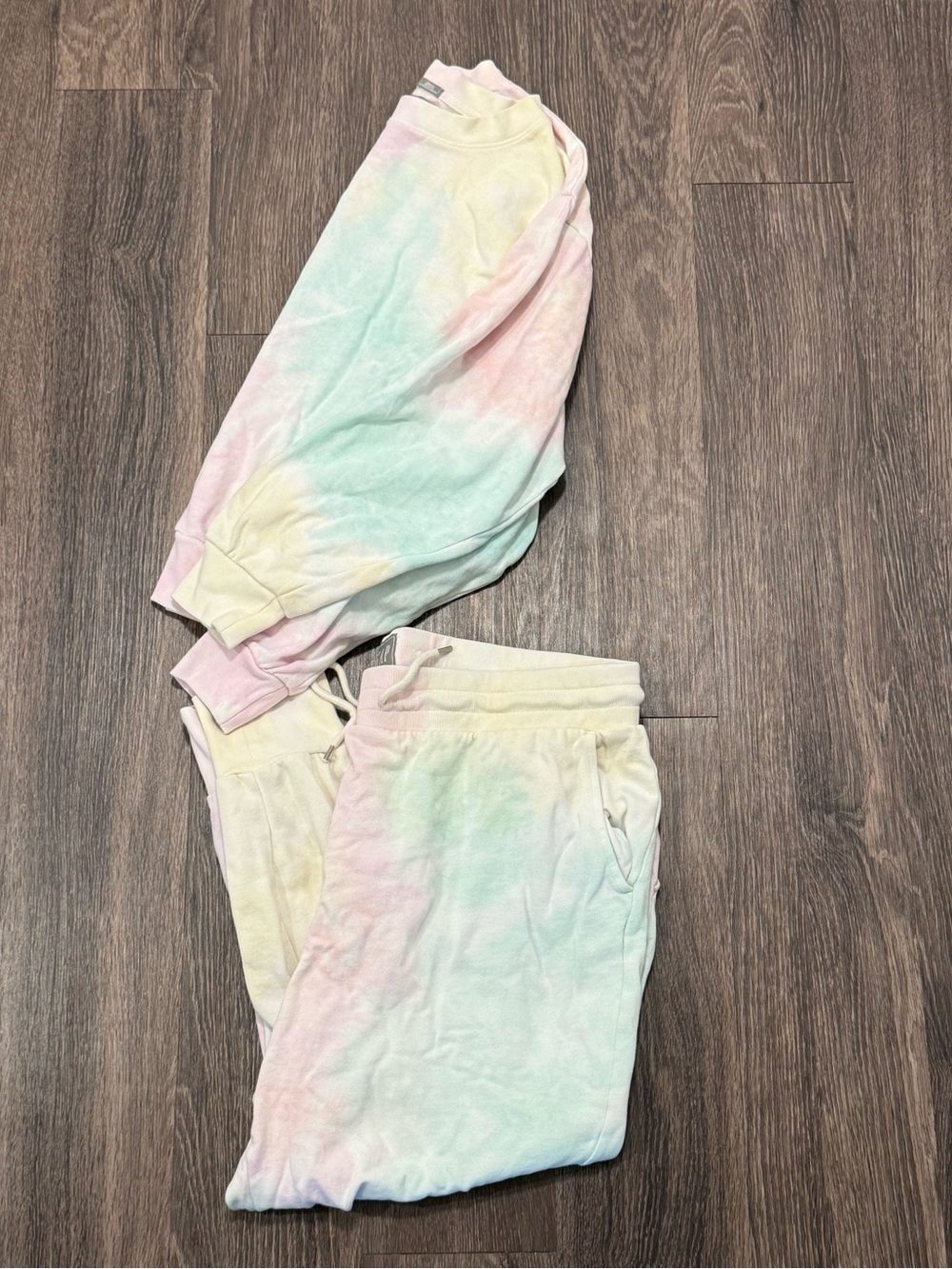GAP Pastel Tie-Dye Crew neck and Jogger set